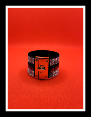 Designer inspired (G) bling "turn-lock" bracelet